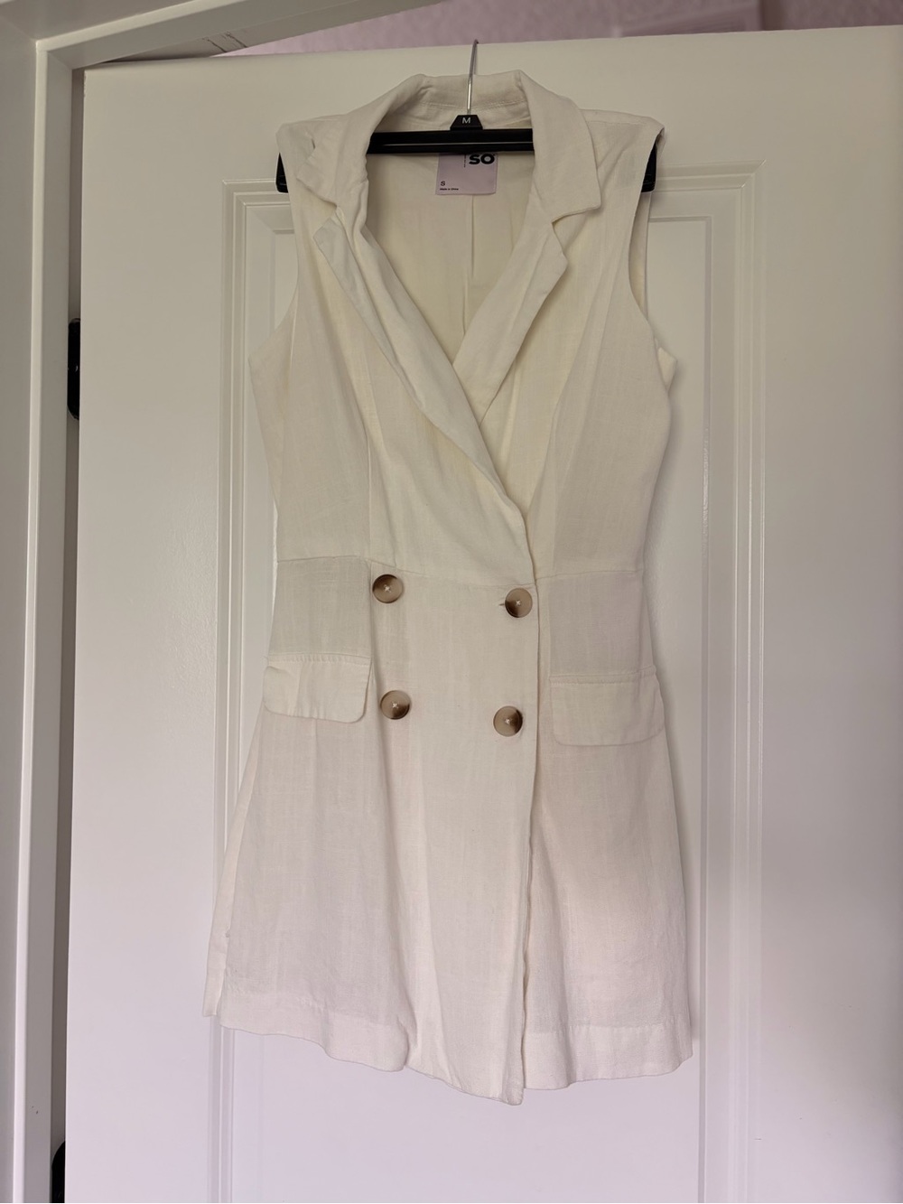 SO Cream Double-Breasted Sleeveless Mini Dress S